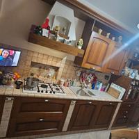 Cucina lineare completa rustica/legno