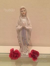 Statua in porcellana