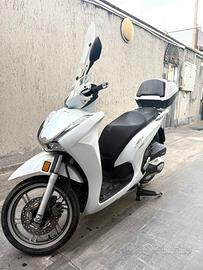 HONDA SH350