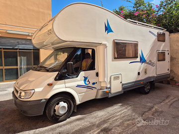 Camper Ford Transit mansardato