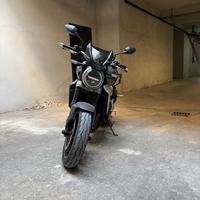 Moto honda c b 1000 r