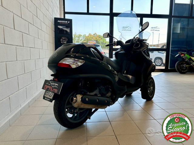 PIAGGIO MP3 400 Moto e Scooter In vendita a Milano