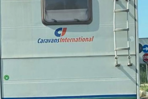 Camper CI Riviera garage