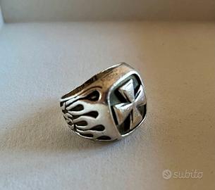 Anello in argento Croce di Malta