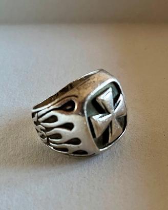 Anello in argento Croce di Malta