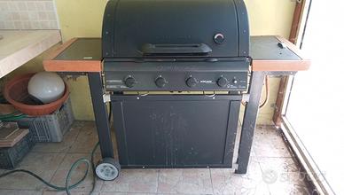 barbecur a gas 
