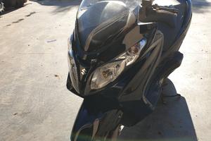 Scooter Burgman 400 ,compressione motore 11:1