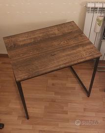 Tavolino/Scrivania in legno 