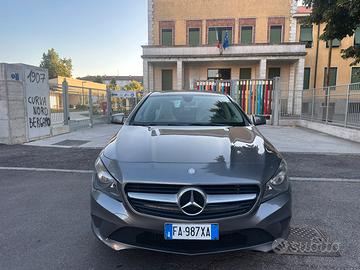 Bellisima mercedes CLA 200d