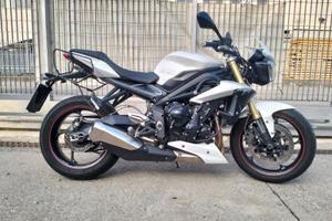 Triumph Street Triple 675