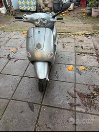 vespa et4 125