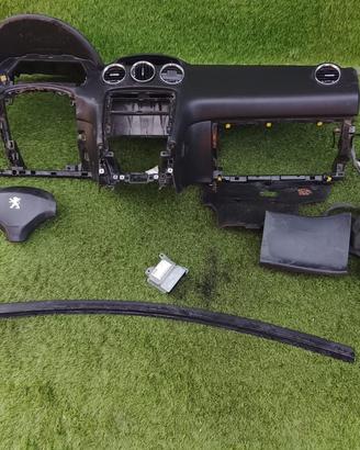 CRUSCOTTO COMPLETO DI AIRBAG PASSEGGERO PEUGEOT 30