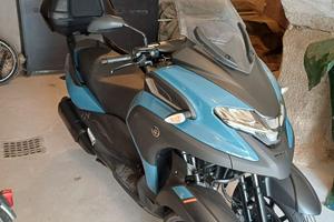 Yamaha 300 Tricity