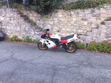 SUZUKI Gsx r 1100 Asi