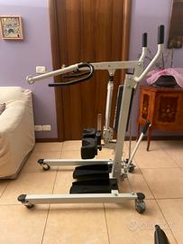 Sollevatore elettrico per disaabili