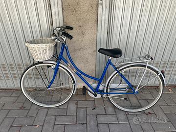 BICICLETTA CON CESTINO