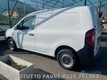 autocarro kangoo van