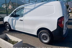 autocarro kangoo van