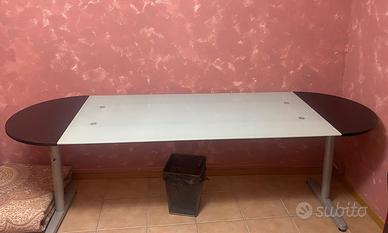 Scrivania in vetro temperato