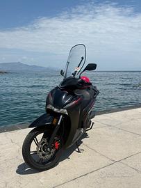 Honda SH 350 Sport 2024 – 19.000 km – Perfetto