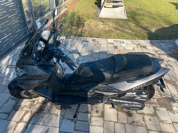 Scooter Wottan Storm S 300