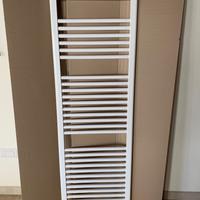 Radiatore scalda asciugamani