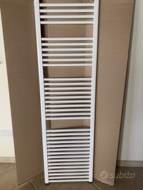 Radiatore scalda asciugamani