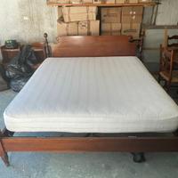 LETTO MATRIMONIALE IN CILIEGIO