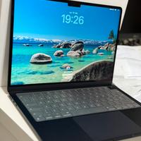 Macbook Air m3 512  16 gb ram 4 cicli di carica