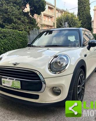 MINI Cooper D .