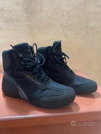 Scarponcino scarpa moto dainese