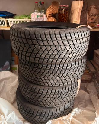 4 gomme invernali 235 60 R17 GT radial