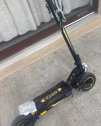 Monopattino elettrico  nuovo Ootd 10