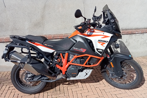 KTM 1290 Adv R