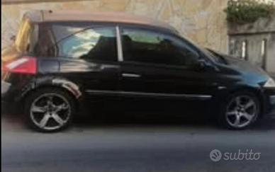 SOLO PER PEZZI DI RICAMBIO  Renaul mecane 1.9