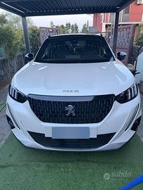 PEUGEOT 2008 GT PACK