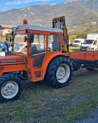 trattore  4x4  carro trazinato e muletto