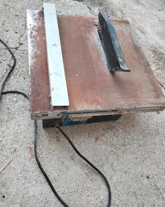 taglia piastrelle Nutool