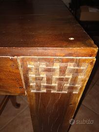 Tavolo in legno intarsiato / Sedie alluminio