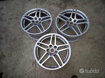 3 Cerchi In Lega Da 18" Per Porsche Macan