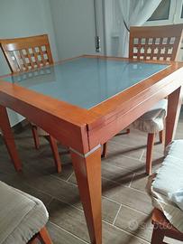 Tavolo soggiorno allungabile +4 sedie