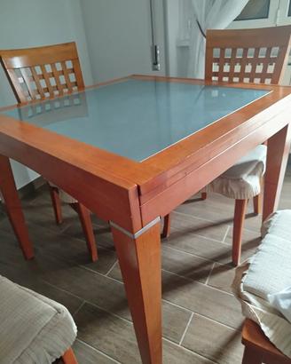 Tavolo soggiorno allungabile +4 sedie