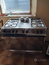 gas seminuovo forno mai usato 