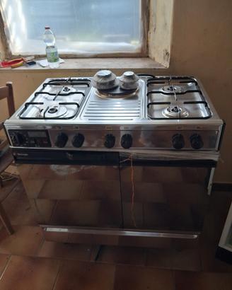 gas seminuovo forno mai usato 