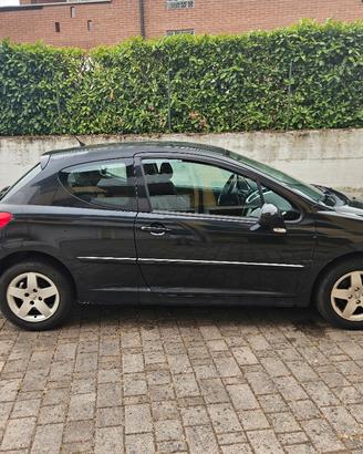 Peugeot 207 GPL del 2011