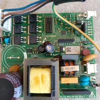 scheda compressore frigo Hisense 