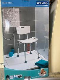 Sedia per lavarsi al bagno