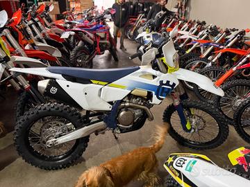 Husqvarna FE 450 2024 molto bella