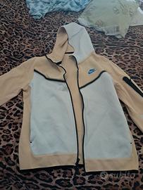 Felpa nike e pantaloni