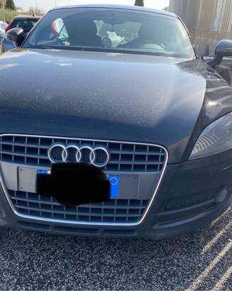 Audi TT 2.0  Quattro integrale,